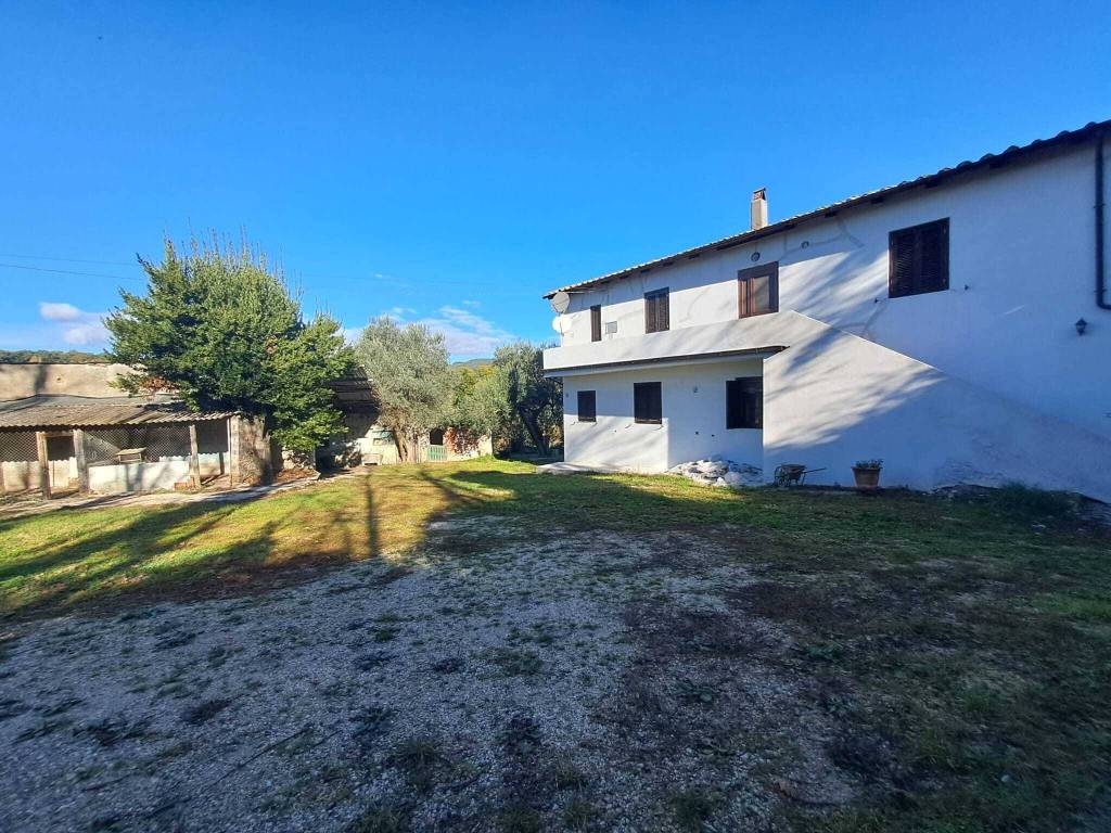 Villa a Amelia in Via Rimembranze - Foto 4