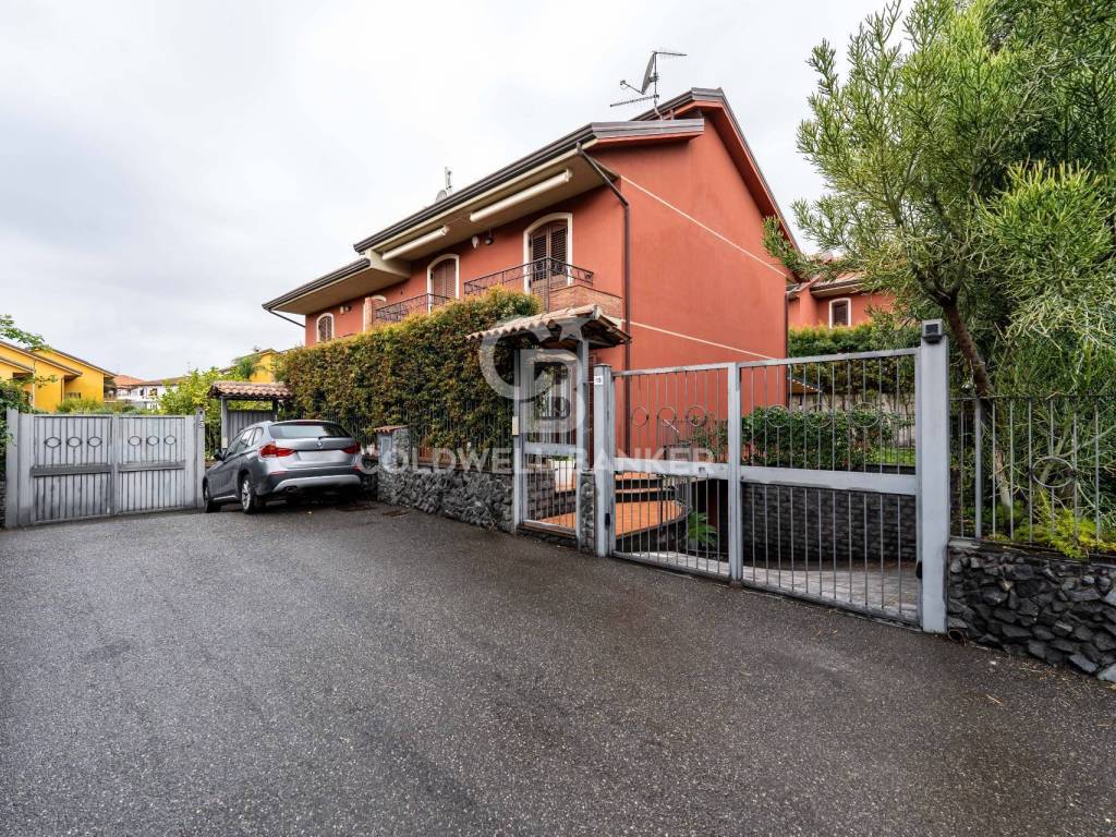 Villa a San gregorio di catania in Via Raffaello Sanzio - Foto 2