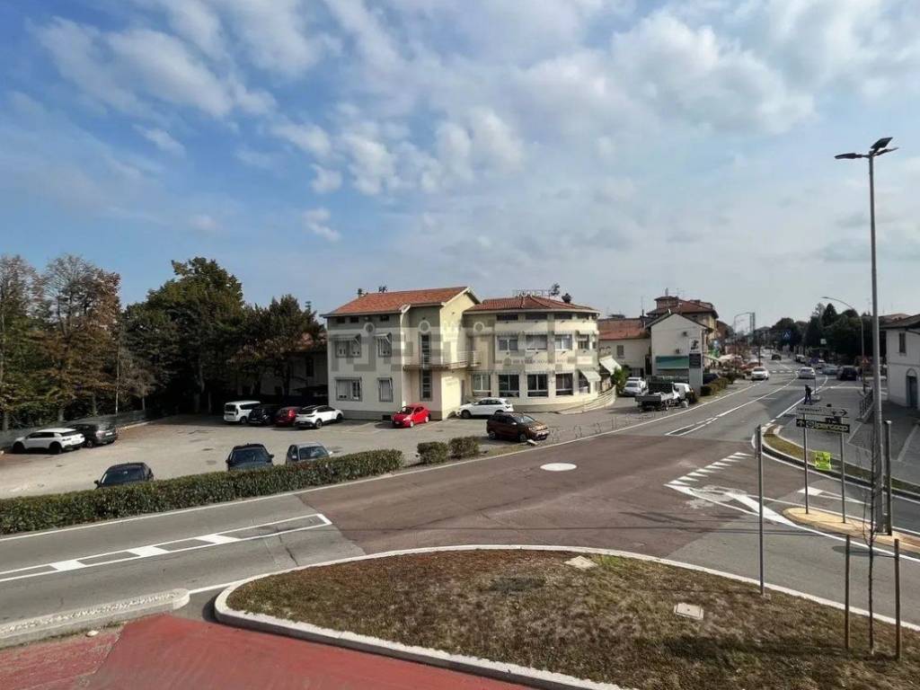 Immobile a Tavazzano con villavesco in Piazza Martiri per la Libertà, 36 - Foto 4