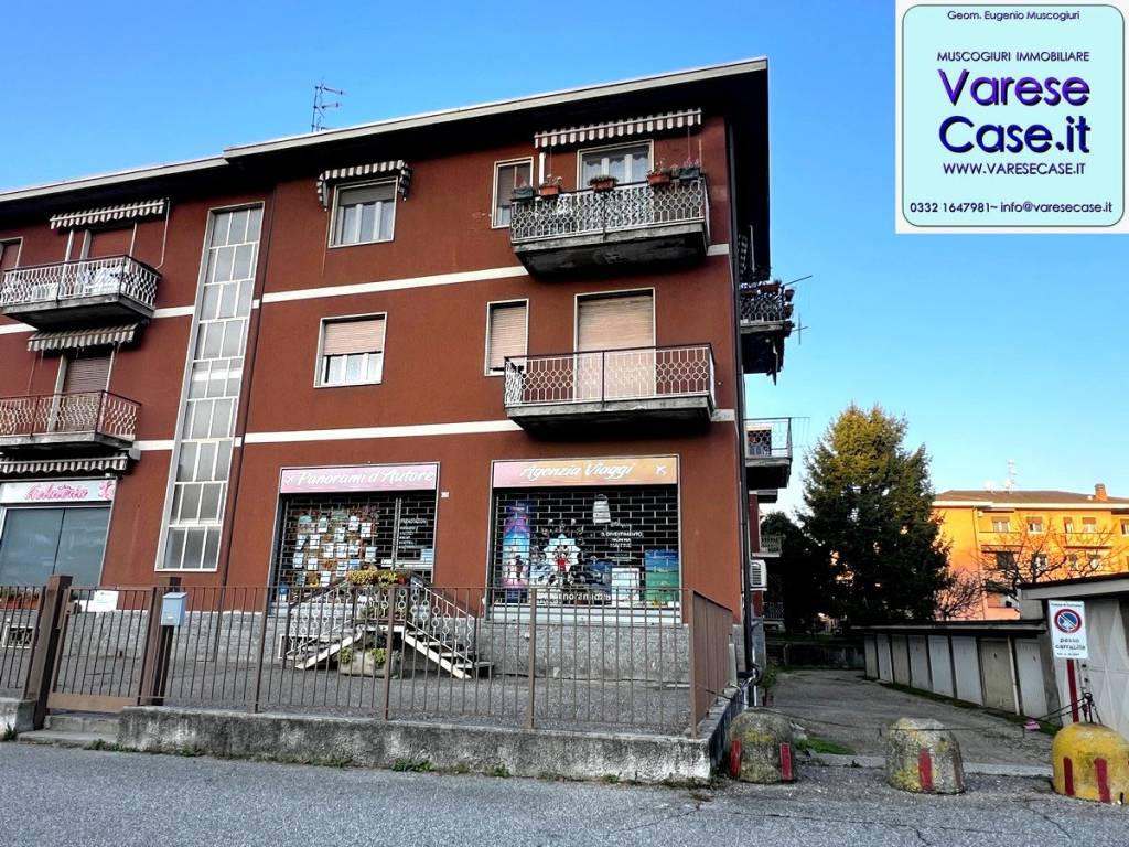 Appartamento a Castronno in Via Lombardia, 19 - Foto 2