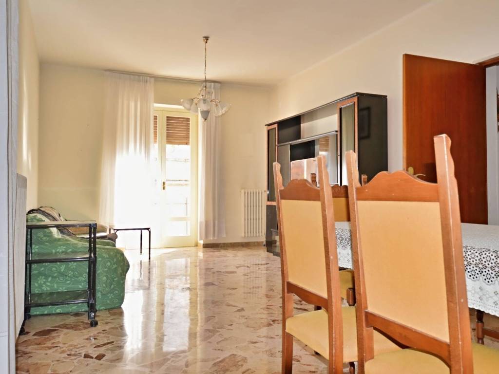 Appartamento a Putignano in Via Derna - Foto 2