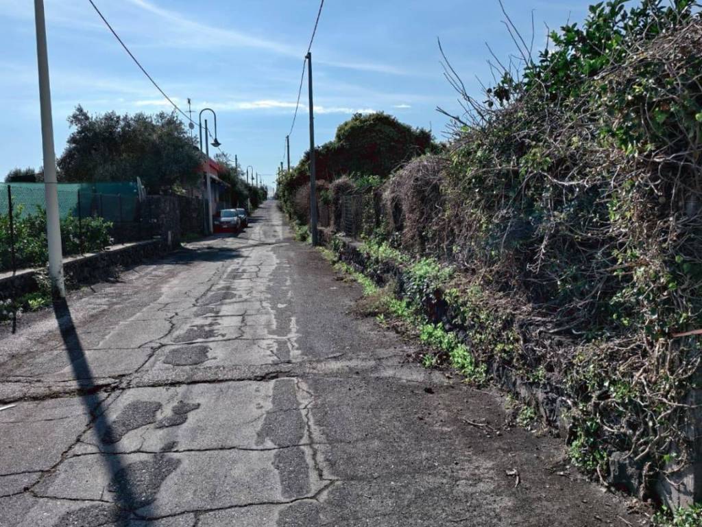 Terreno a Acireale in Via Della Rinascita - Foto 3