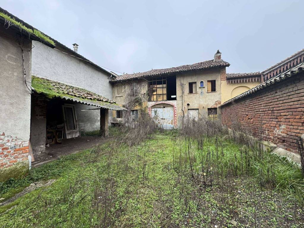 Casa indipendente a Pieve del cairo in Via Roma, 35 - Foto 2