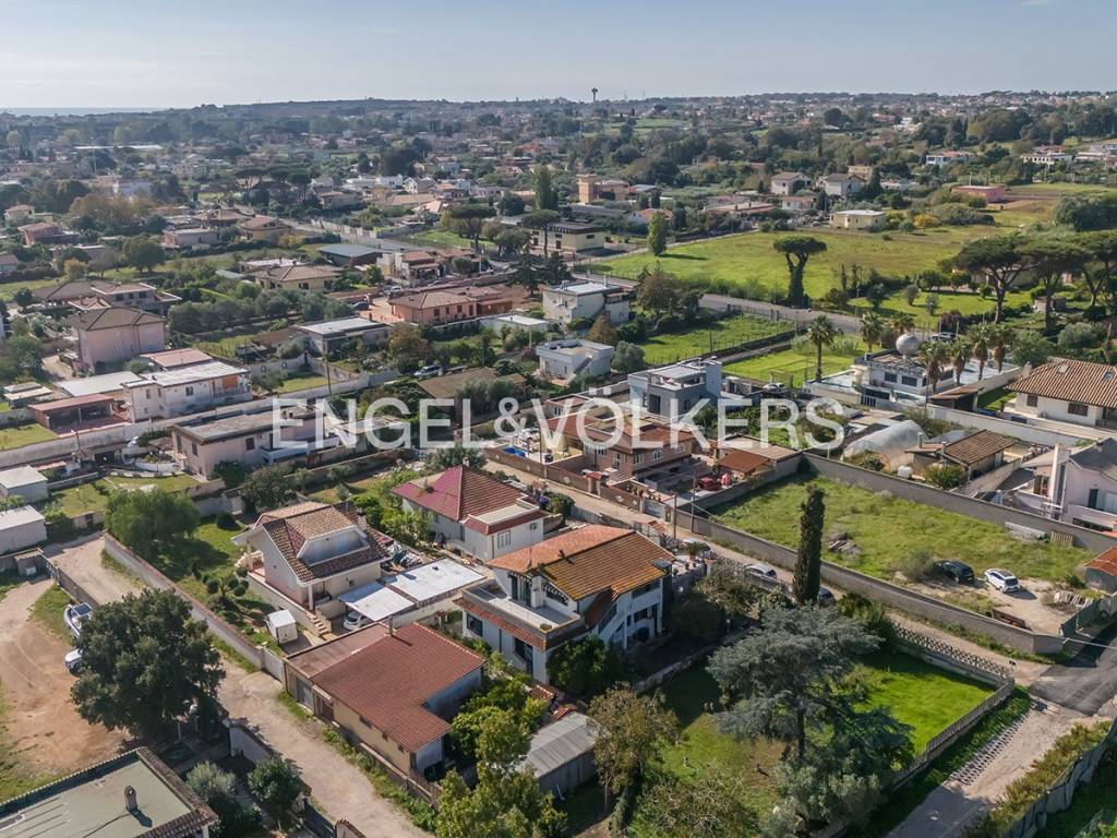 Terreno a Nettuno in Via Poggio San Lorenzo - Foto 2