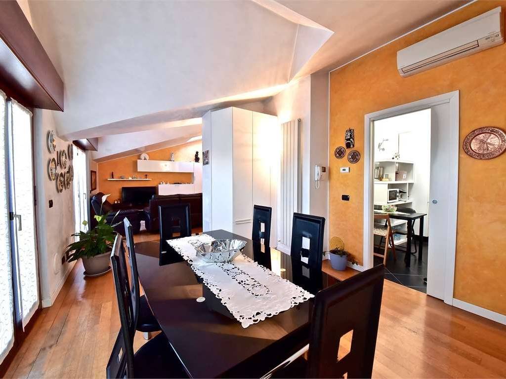 Appartamento a Uboldo in via Padre Celso Tognoni, 10/B - Foto 3