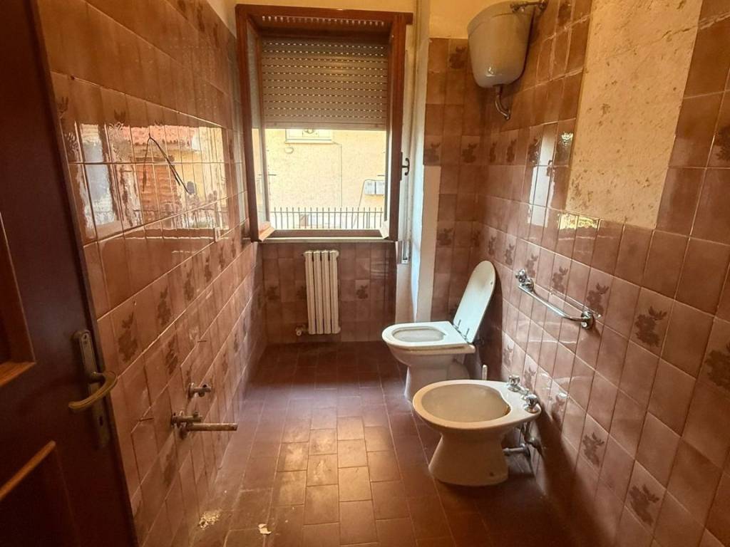 Appartamento a Aprilia in Via Leonardo da Vinci - Foto 5