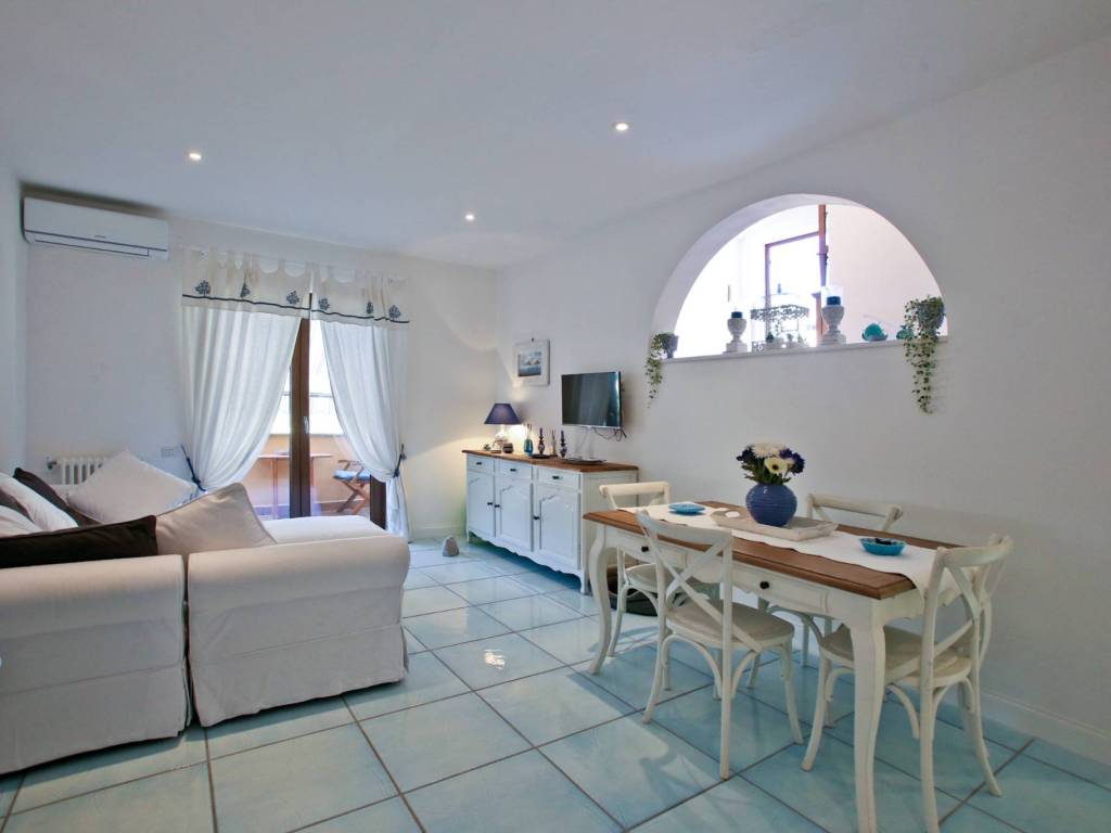 Appartamento a Monte argentario in Via Don Gabriele Paradisi - Foto 2