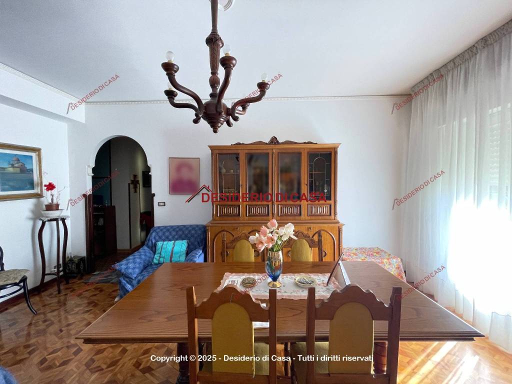 Casa indipendente a Bagheria in Via del Vecchio Macello, 75 - Foto 3