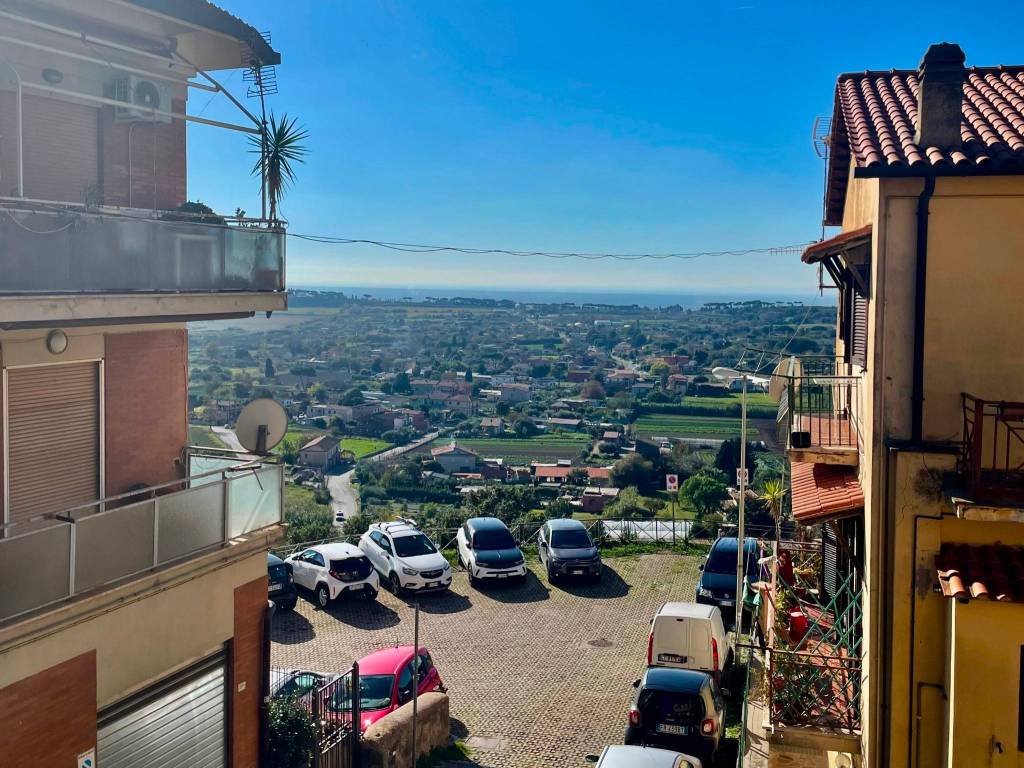 Appartamento a Ariccia in Via Oreste Bianchi, 34 - Foto 3