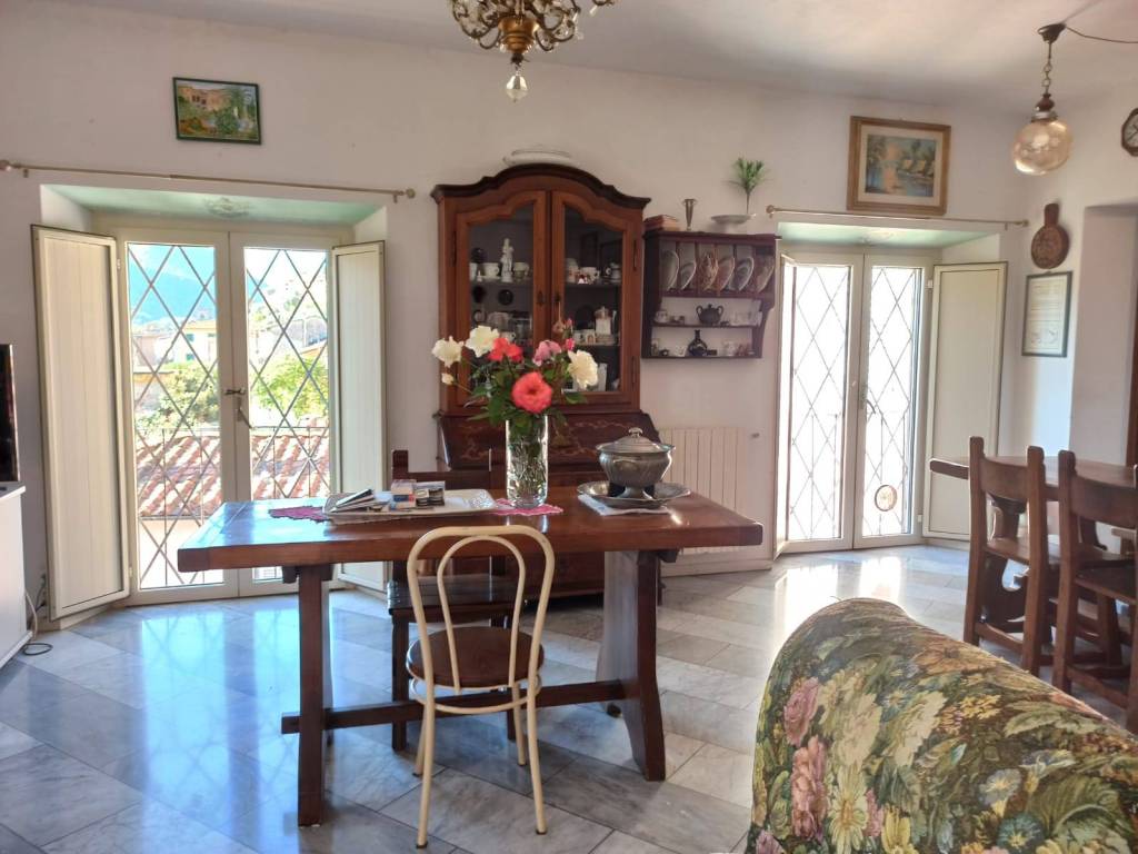 Appartamento a Borgo a mozzano in Via Martiri della Resistenza, 1 - Foto 2