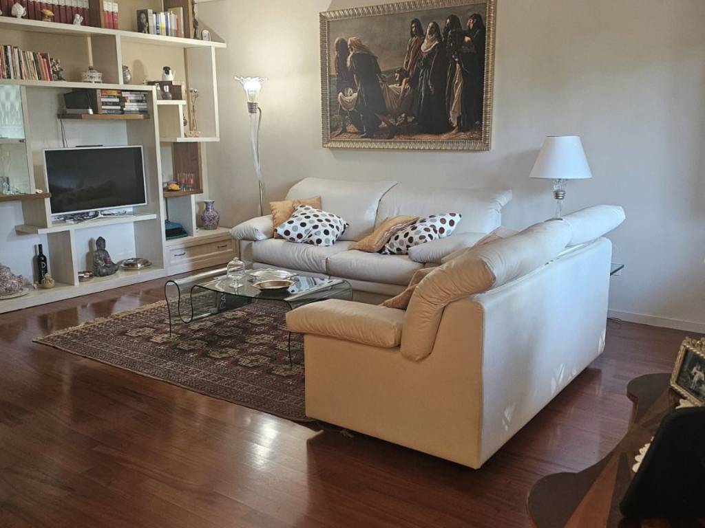 Villa a Prato in Via Marcello Malpighi - Foto 2