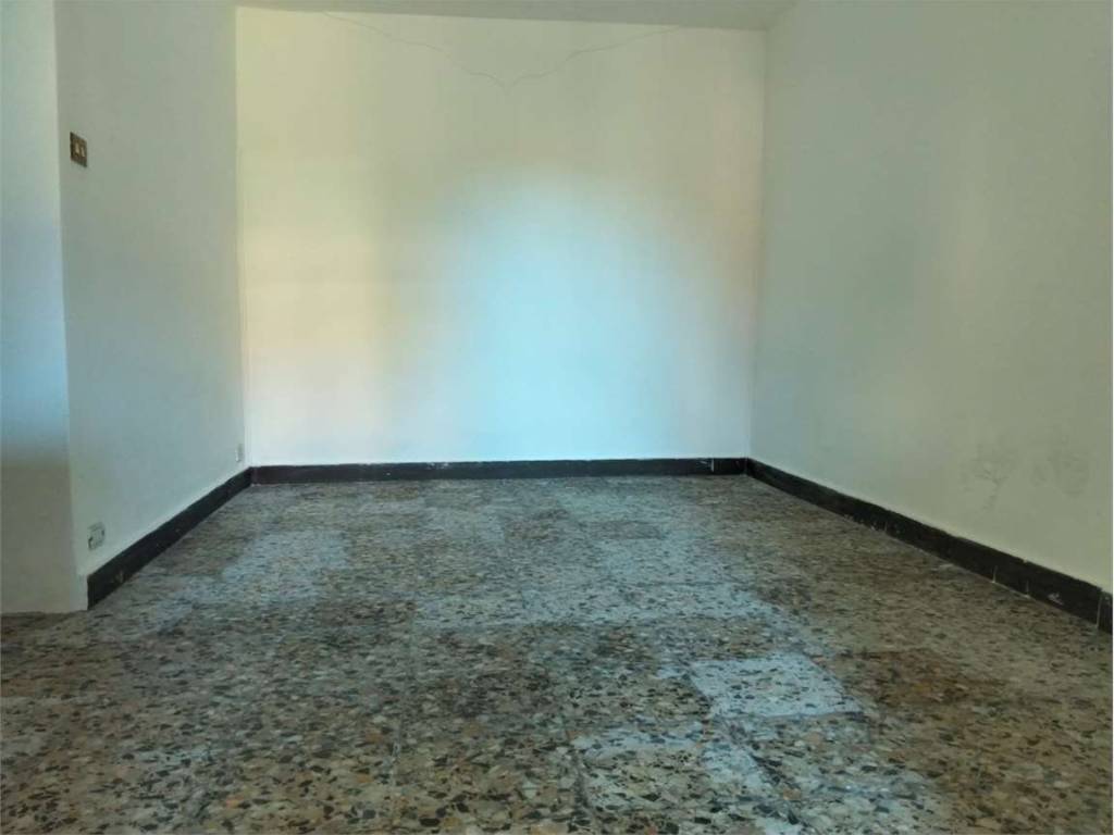 Casa indipendente a Sarzana in via nave - Foto 5