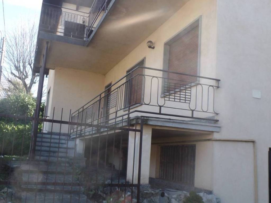 Villa a Carugo in Via Garibaldi, 52 - Foto 4