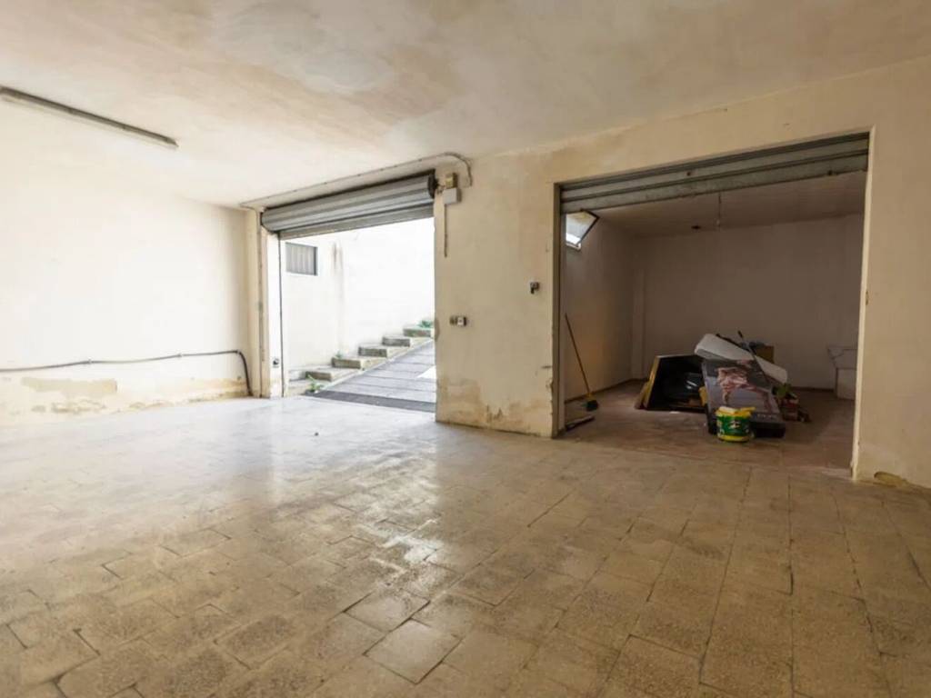 Box / garage a Manfredonia in Via Orto Sdanga, 96 - Foto 5