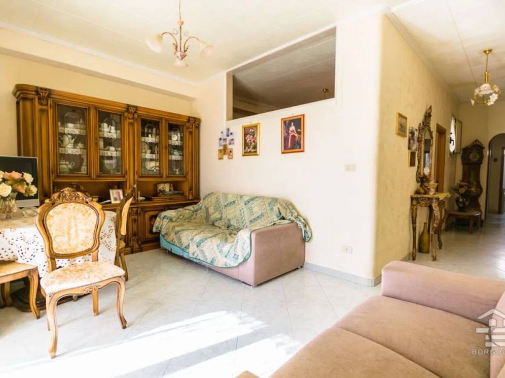 Appartamento a Manfredonia in Via Maddalena, 87 - Foto 3