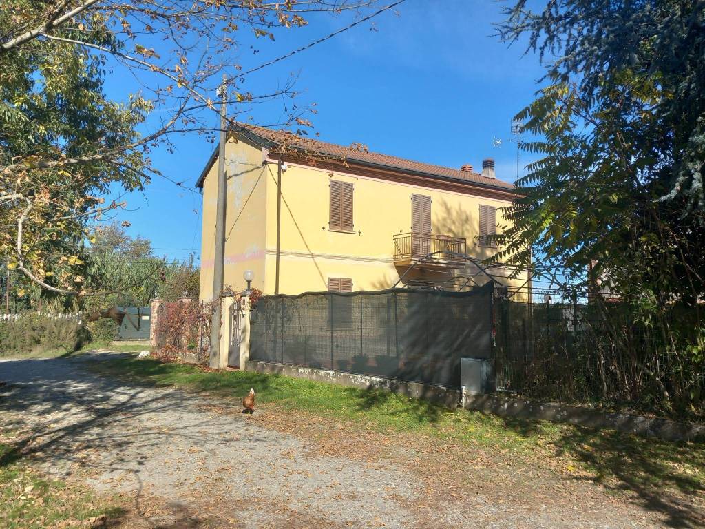 Casa indipendente a Casteggio in Via Emilia, 151 - Foto 2