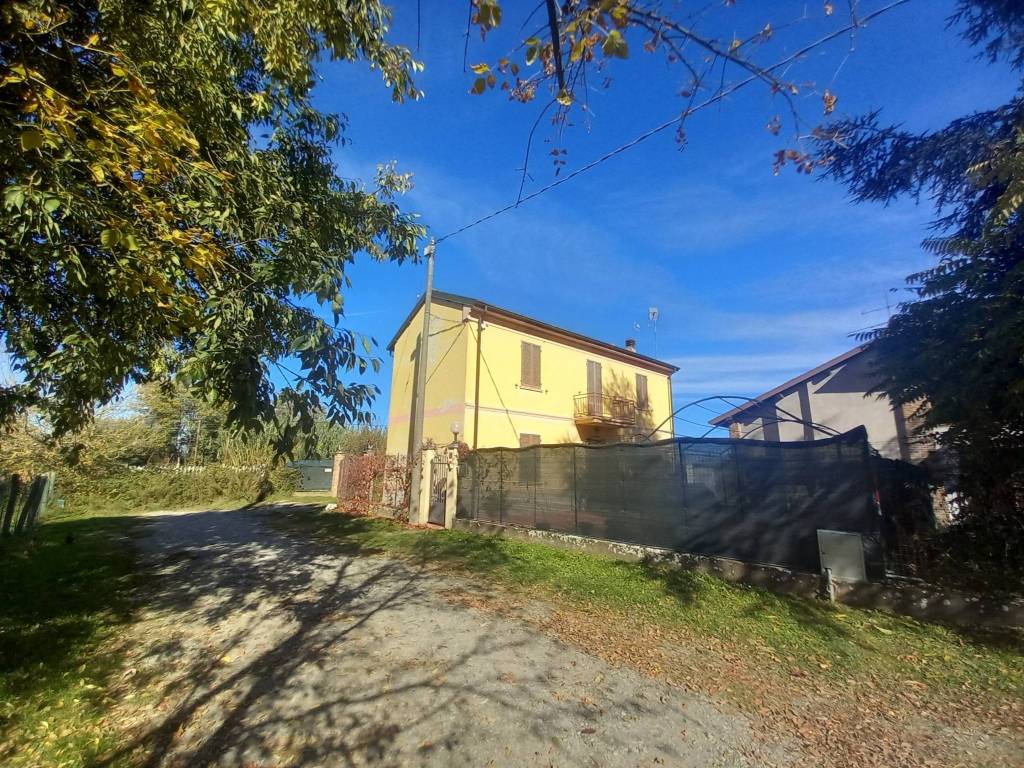 Casa indipendente a Casteggio in Via Emilia, 151 - Foto 5
