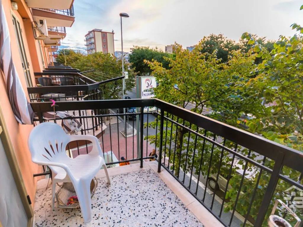 Appartamento a Manfredonia in Viale Giuseppe Di Vittorio, 137 - Foto 3
