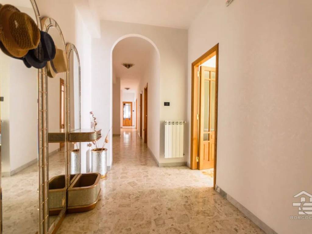 Appartamento a Manfredonia in Via Vittorio Alfieri, 5 - Foto 2
