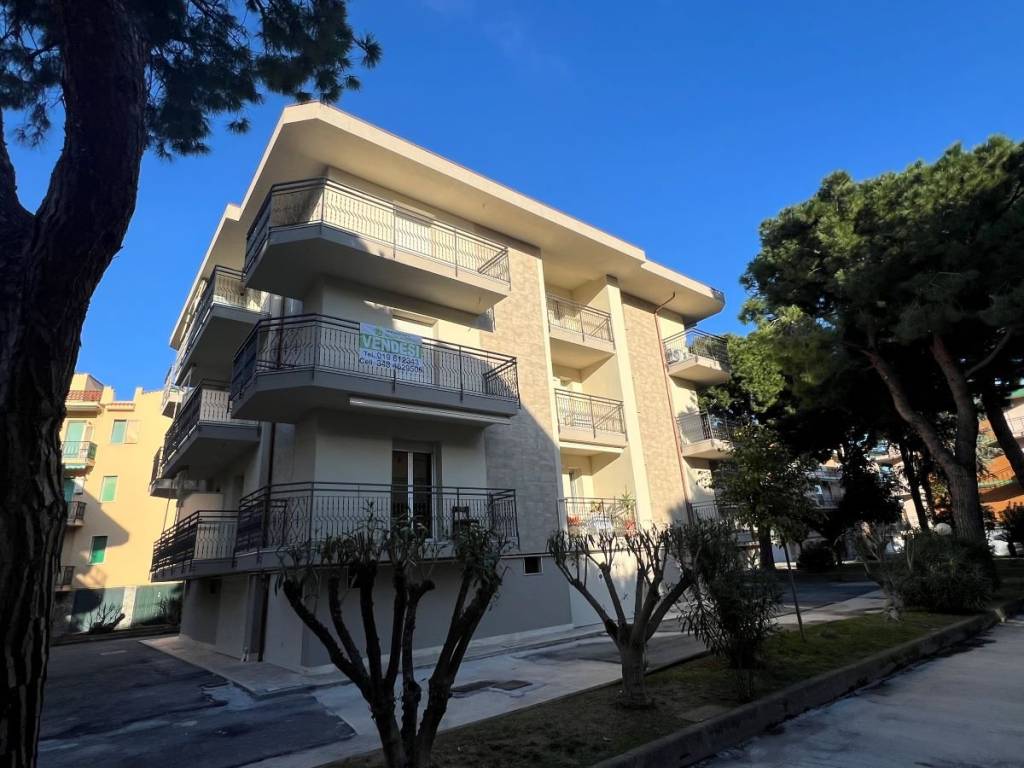 Appartamento a Pietra ligure in Viale della Repubblica, 93 - Foto 3