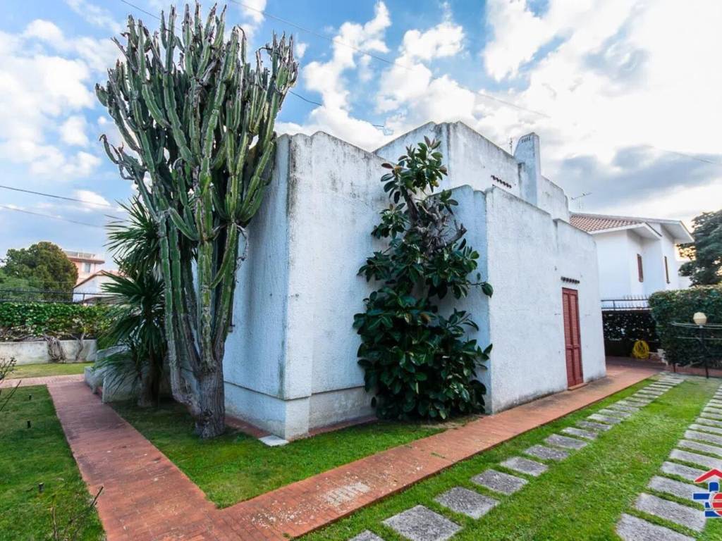 Villa a Manfredonia in Viale Aurelio Lucio, 3 - Foto 4