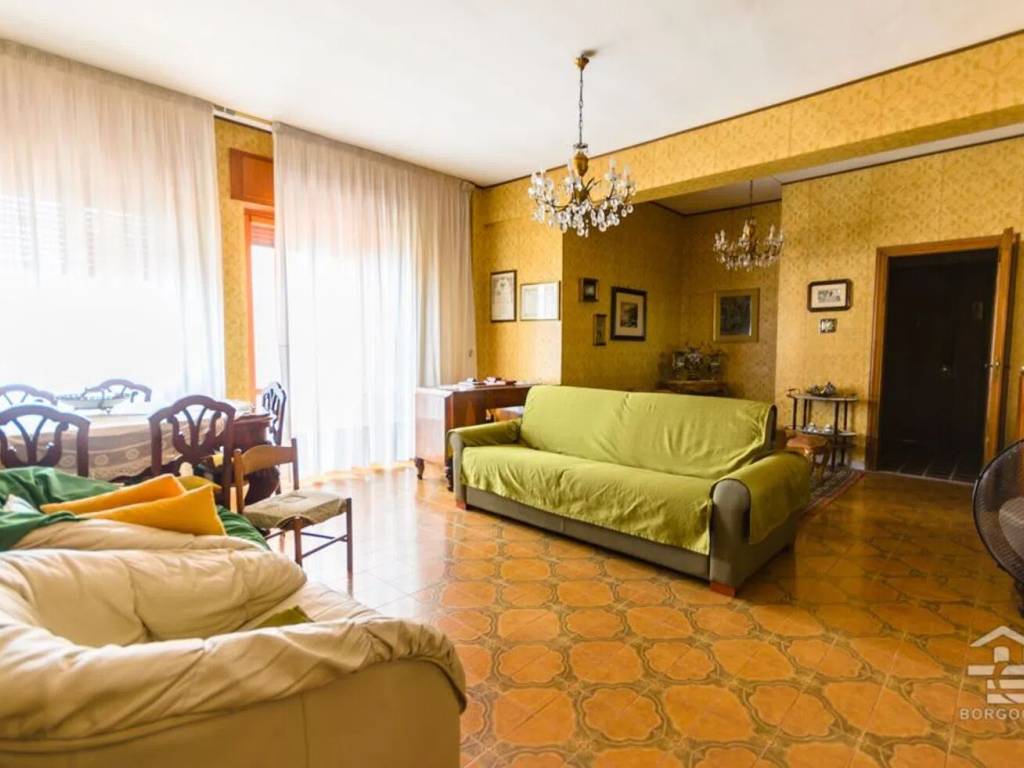 Appartamento a Manfredonia in Viale Giuseppe Di Vittorio, 151 - Foto 3
