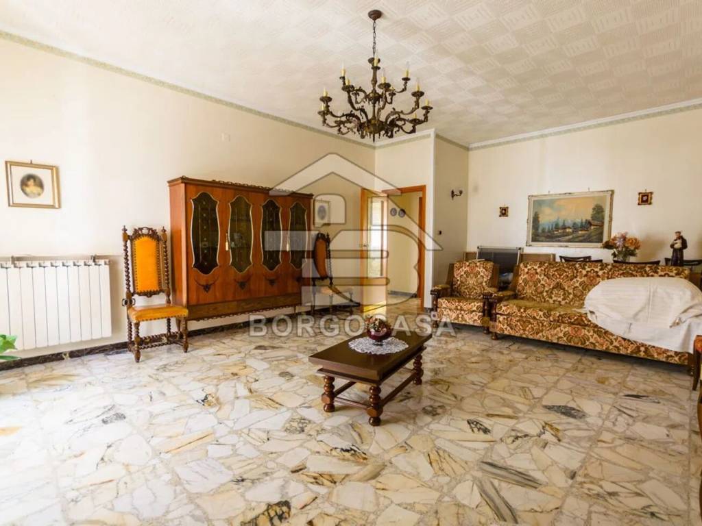 Appartamento a Manfredonia in Via Torre Santa Maria, 18 - Foto 3