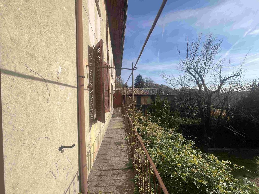 Villa a Sesto calende in Via Oriano - Foto 5