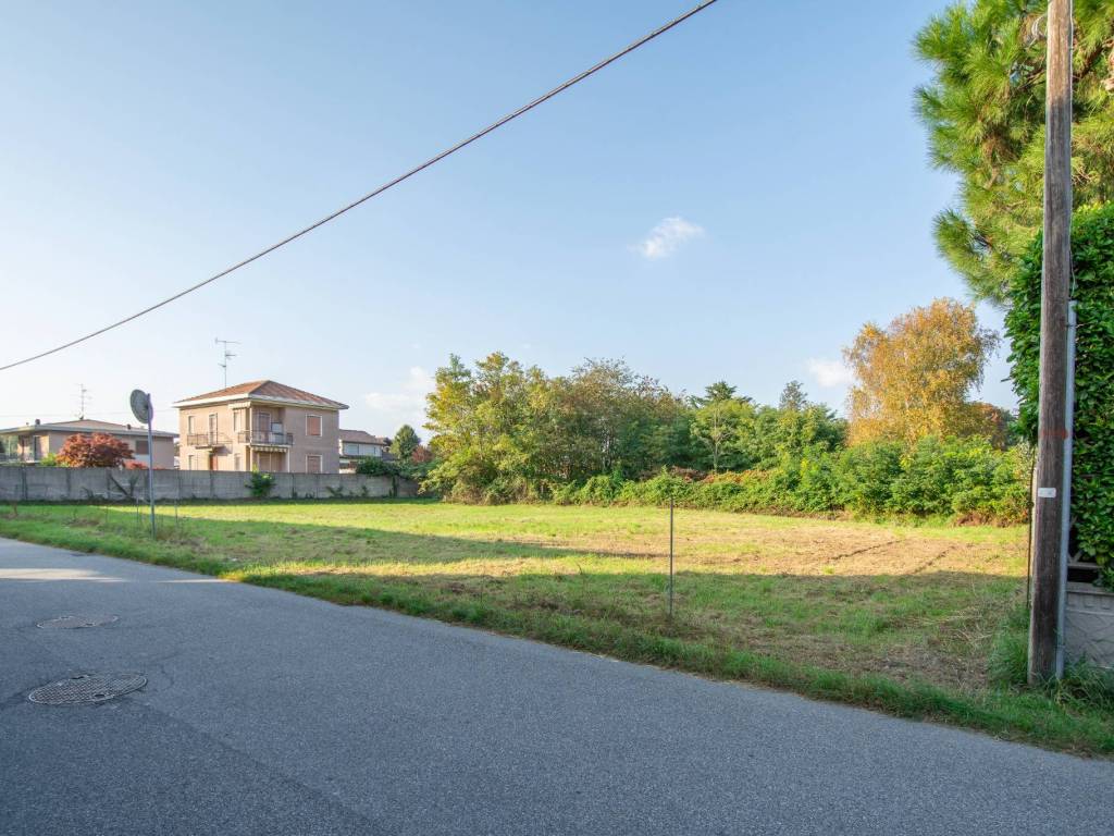 Terreno a Vanzaghello in Via Martiri di Belfiore - Foto 5