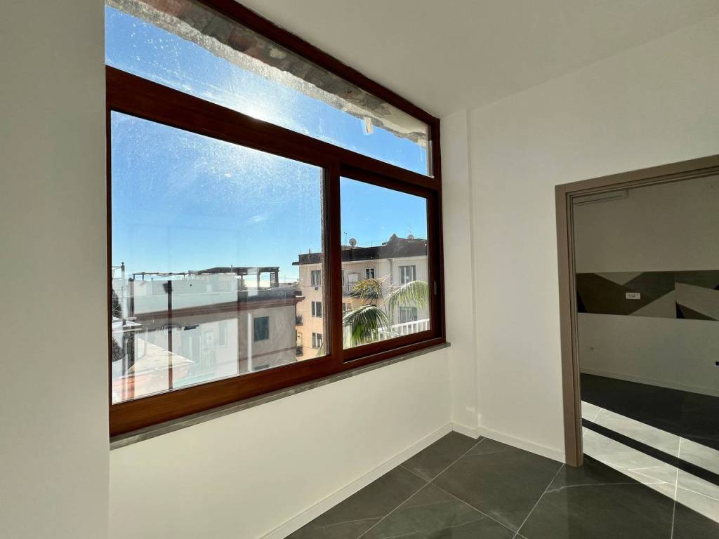 Attico / mansarda a Salerno in Via Paolo De Granita, 2 - Foto 5