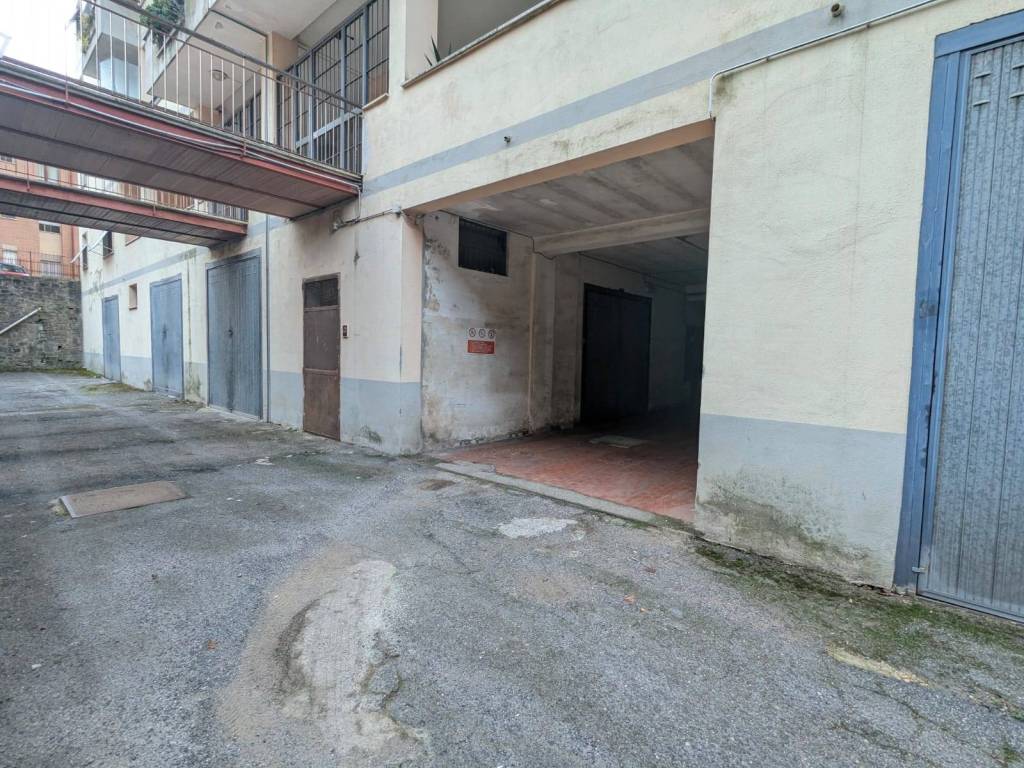 Box / garage a Genzano di roma in Via Cencio Baldazzi, 4 - Foto 3