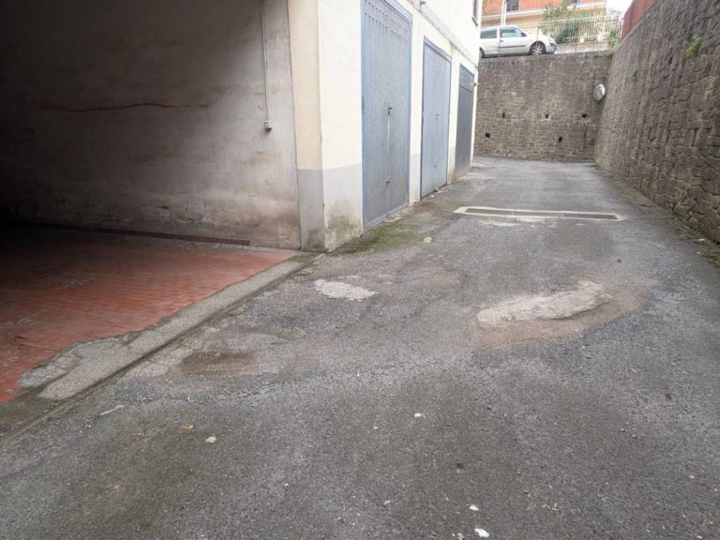 Box / garage a Genzano di roma in Via Cencio Baldazzi, 4 - Foto 5