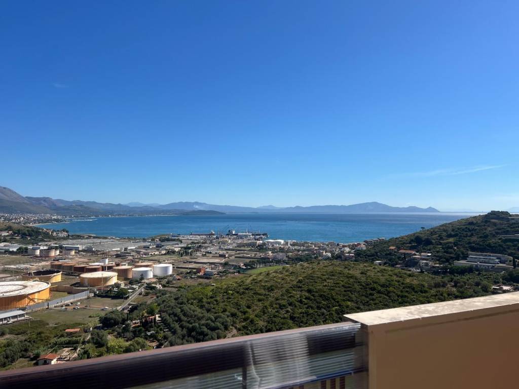 Appartamento a Gaeta in Via Monte Cervino, 6 - Foto 2