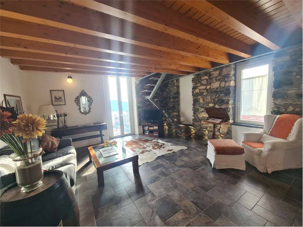 Appartamento a Cernobbio in VIA MONTE SANTO, 83 - Foto 3