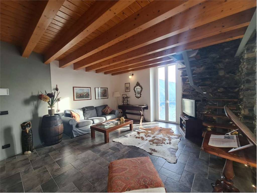 Appartamento a Cernobbio in VIA MONTE SANTO, 83 - Foto 4