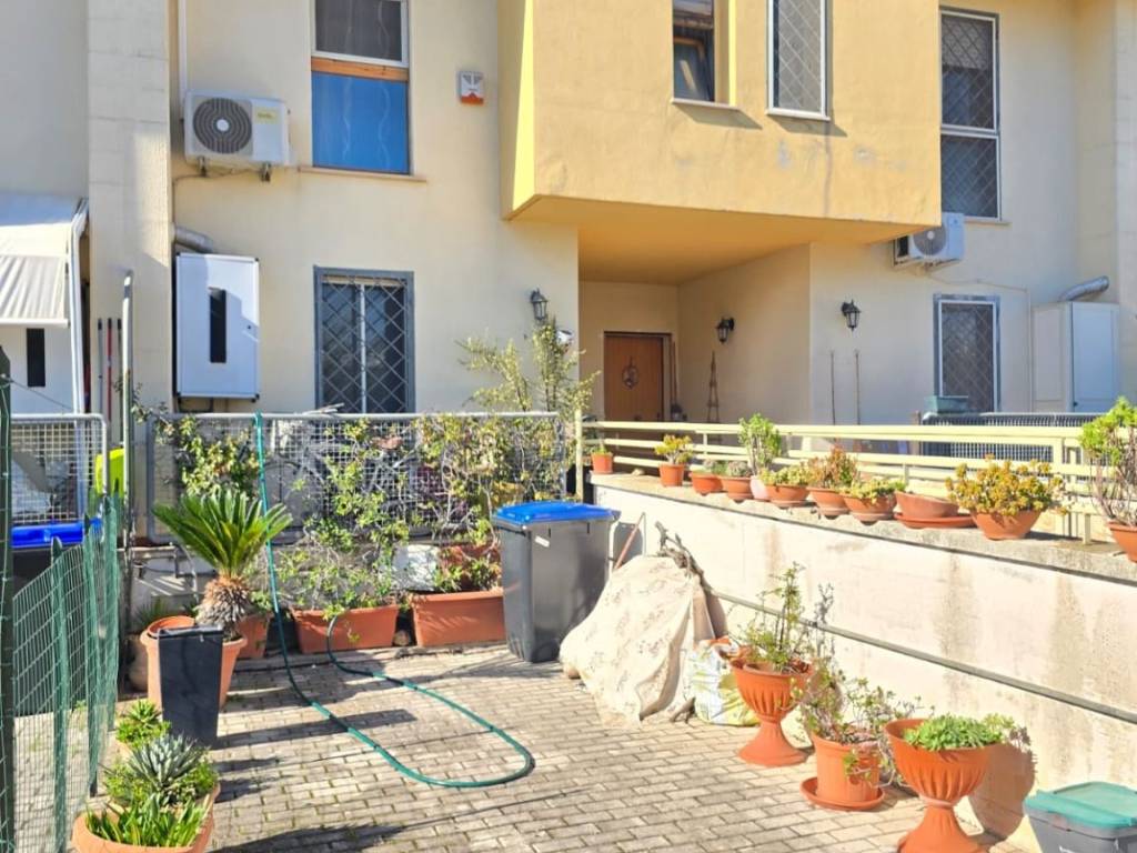 Villetta a schiera a Nettuno in Via Capranica, 37 - Foto 2