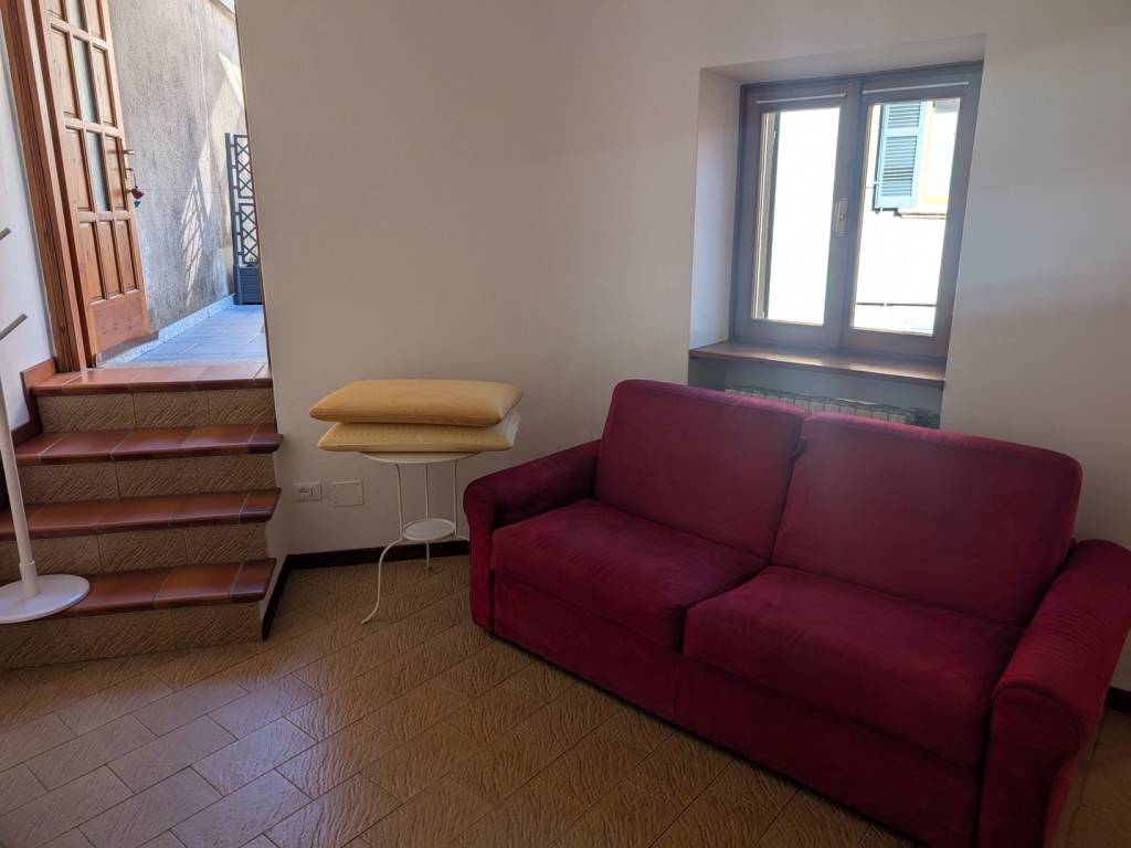 Casa indipendente a Viggiù in Via Martino Longhi, 54 - Foto 3