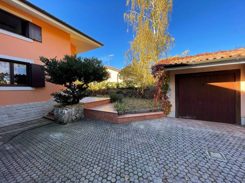 Villa a Trieste in Località Trebiciano, 257 - Foto 3