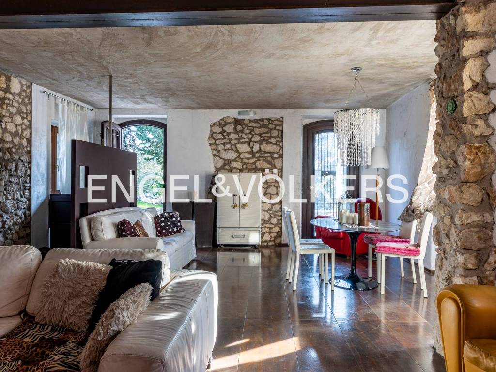 Appartamento a Verona in Strada Monte Arzan - Foto 4
