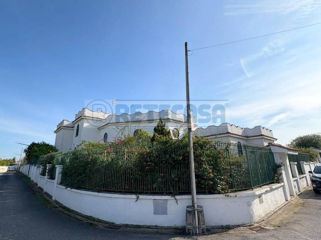Villa a Castel volturno in Viale Cimabue - Foto 2