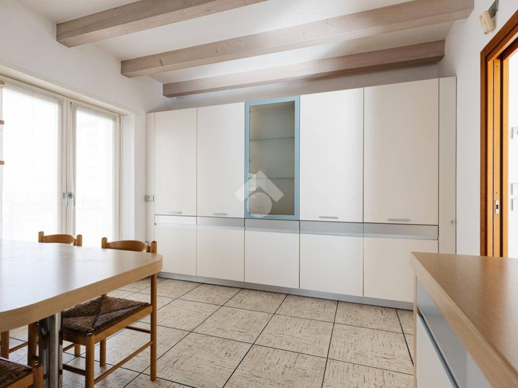 Villa a Trento in Via Ezio Maccani - Foto 4