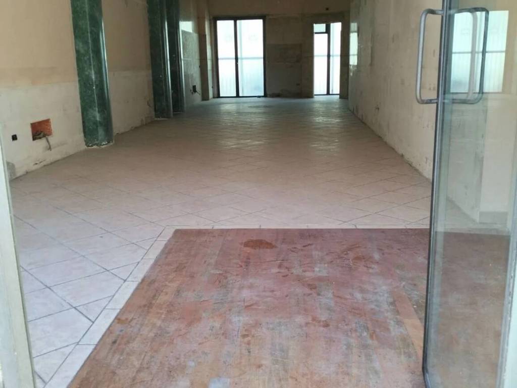 Immobile a Pescara in Piazza Giuseppe Garibaldi, 32 - Foto 3