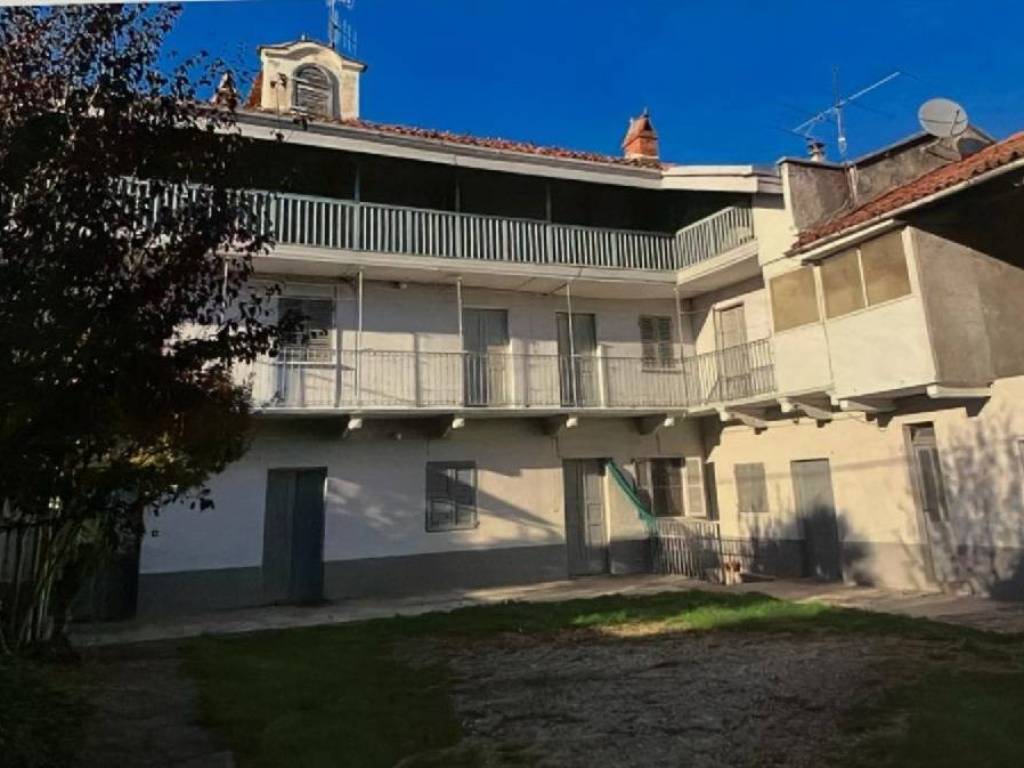 Appartamento a Strambino in Via Centrale, 72 - Foto 2