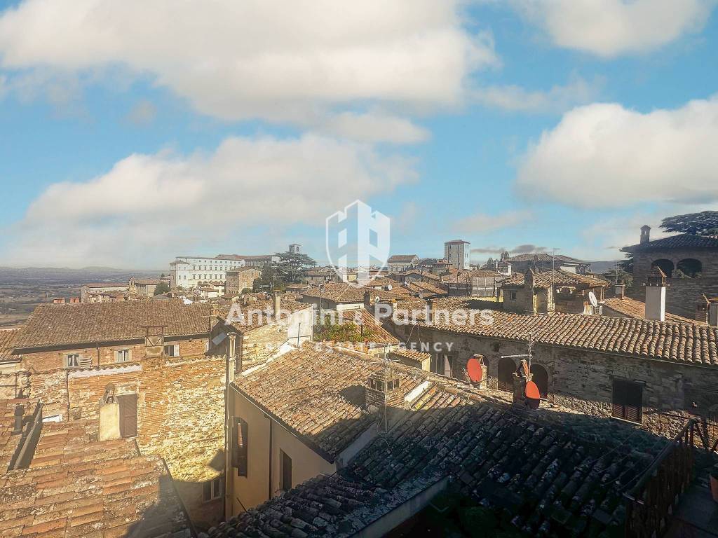 Appartamento a Todi in Via Ciuffelli - Foto 5