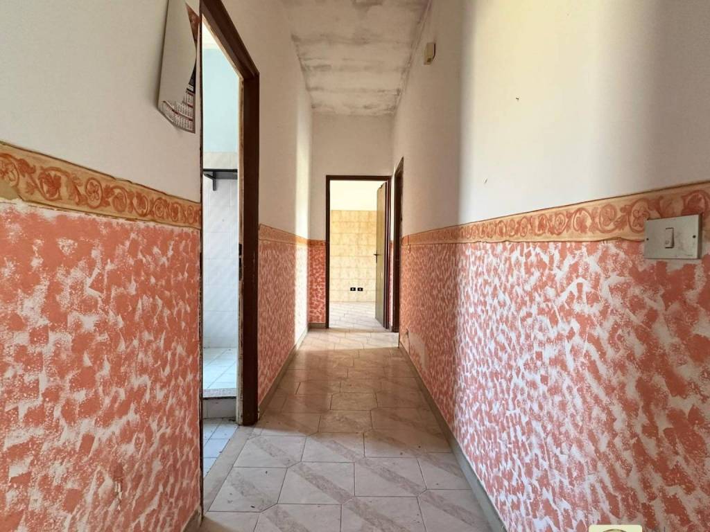 Palazzo / stabile a Noto in Piazza Sacro Cuore - Foto 4