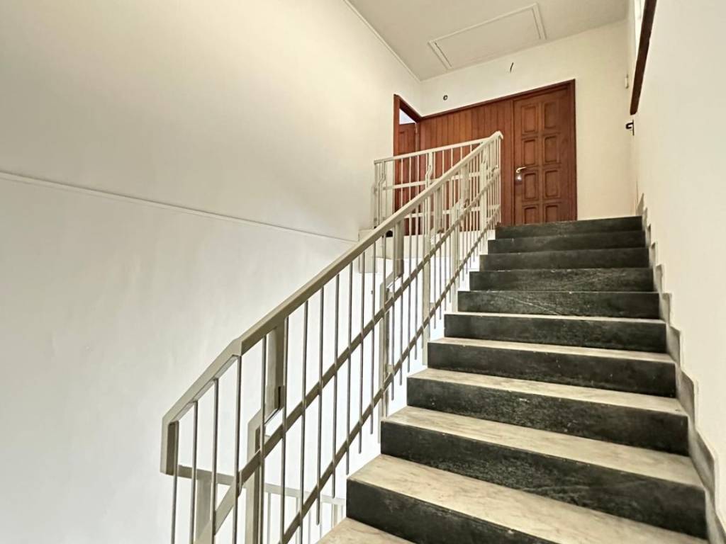 Appartamento a Borgo san dalmazzo in Via Boves - Foto 5