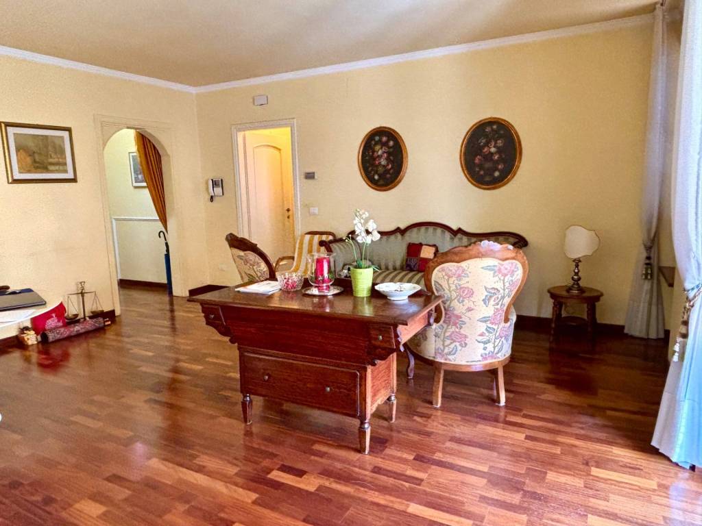 Appartamento a San benedetto del tronto in Via dell'Olmo - Foto 3