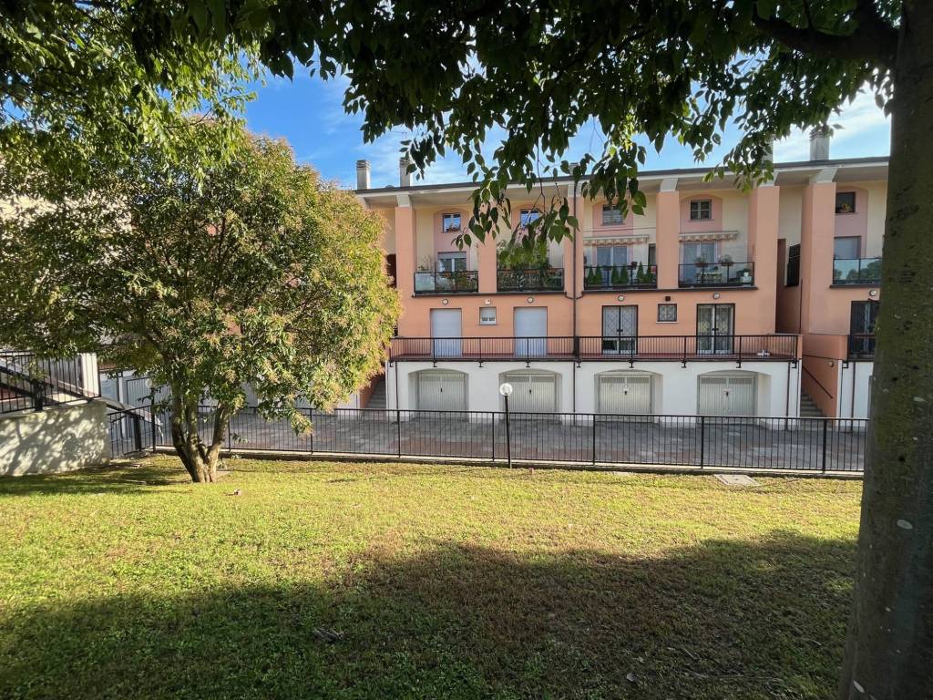 Appartamento a Casatenovo in Via San Luigi, 4 - Foto 2