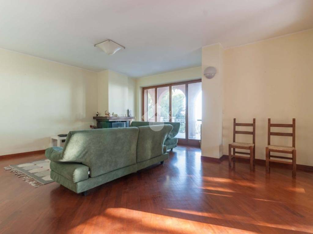 Villa a Roseto degli abruzzi in Via di Jorio, 21 - Foto 2