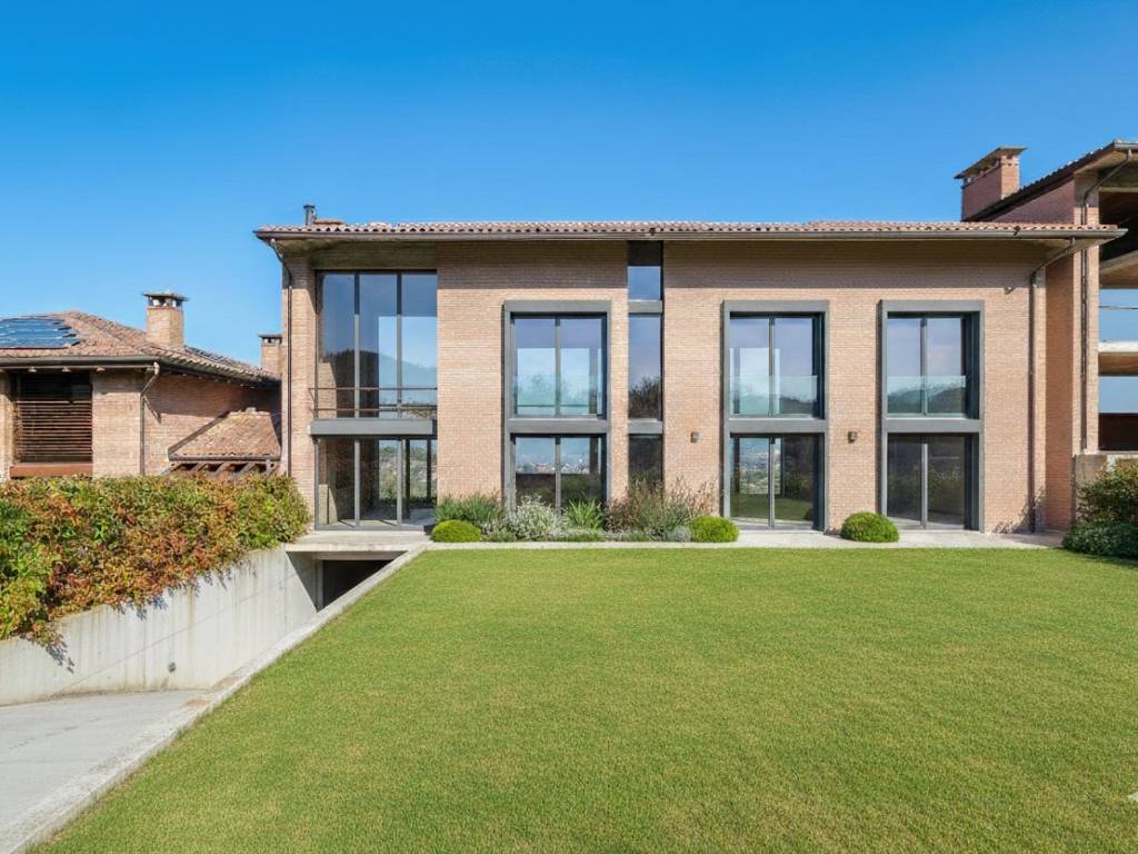 Villa a Pianoro in Via Montecalvo, 10 - Foto 2